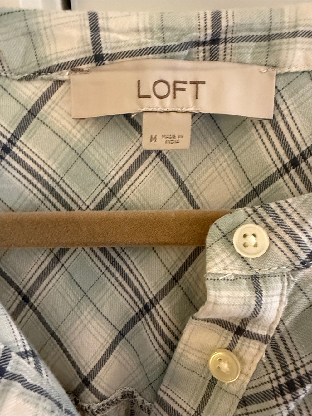 LOFT Plaid Long Sleeve Top Shirt Light Blue/Cream 100% Cotton M - Picture 2 of 6